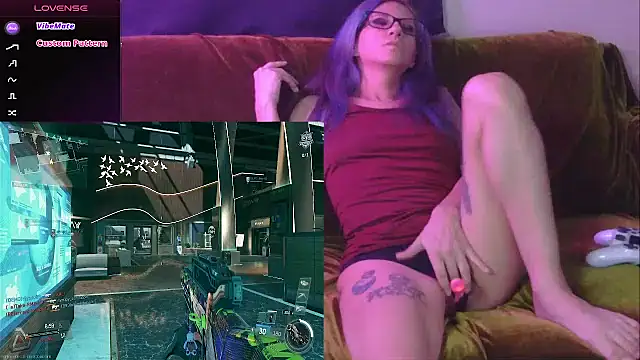 mmmminaDarling webcam
