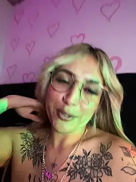 rubiaaqueen webcam