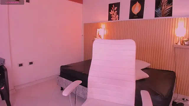 samanee_konn webcam