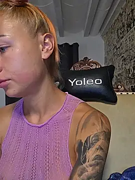kylie_blck webcam