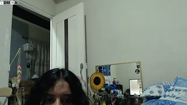 AlinaWoolf_ webcam