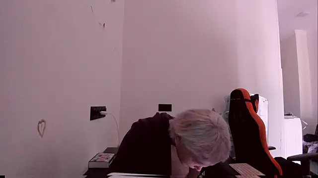 Lyricca live cam on StripChat
