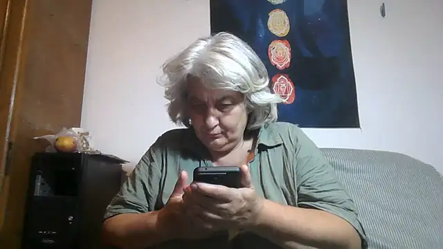 ExquisiteMature webcam