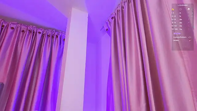Emiily_Scott1 webcam