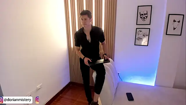 Dorianmistery2322_ webcam