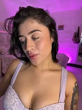 lucianaroy webcam