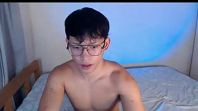 pinkcock_froi2305 webcam