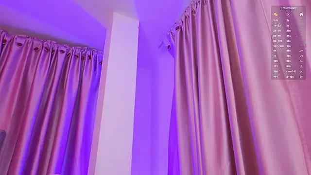 Emiily_Scott1 webcam
