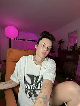 GennaJames webcam