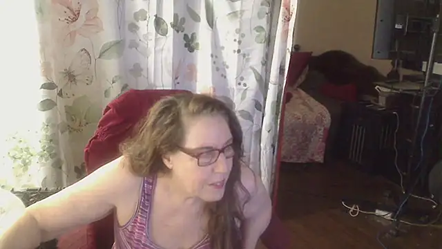 ireallysquirt - Ireallysquirt's free webcam - UK Sex Cams