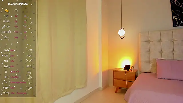 naomy9_ - Naomy9_'s free webcam - UK Sex Cams
