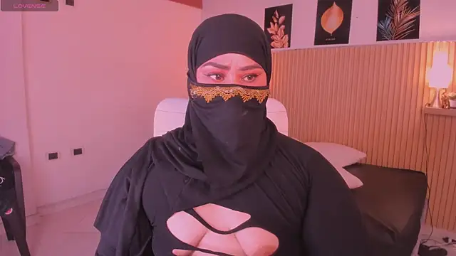 samanee_konn webcam