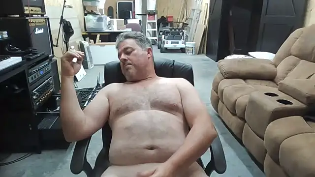 Luvslave7 webcam
