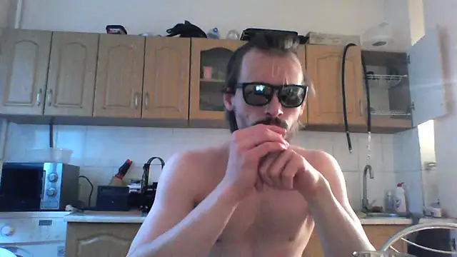 kaelnox - KaelNox's free webcam - UK Sex Cams