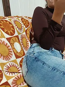 Lupita_sol live sex cam