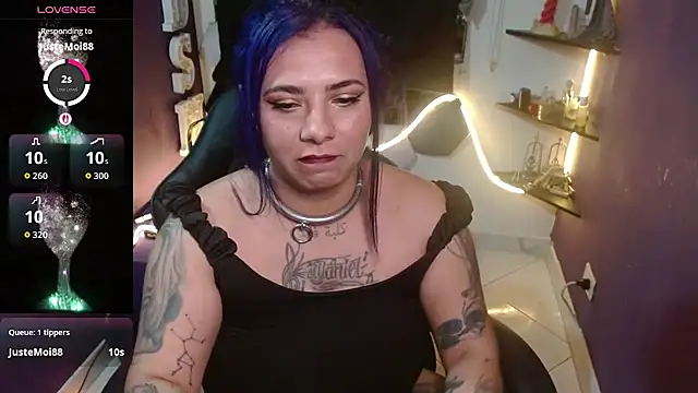 Alexa_Slavehot777 webcam