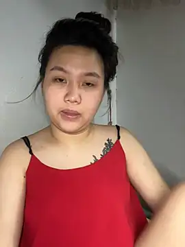 Almira6868 webcam