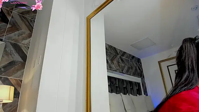 NaylaGrey webcam