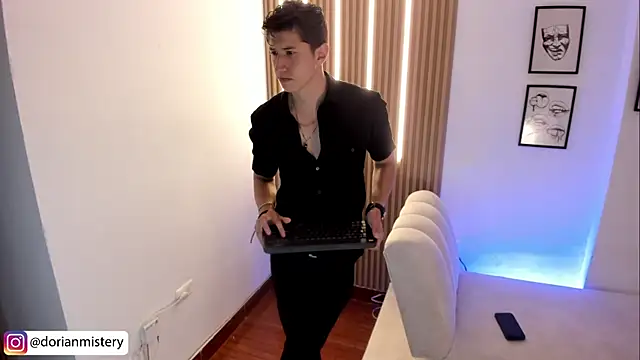 Dorianmistery2322_ webcam