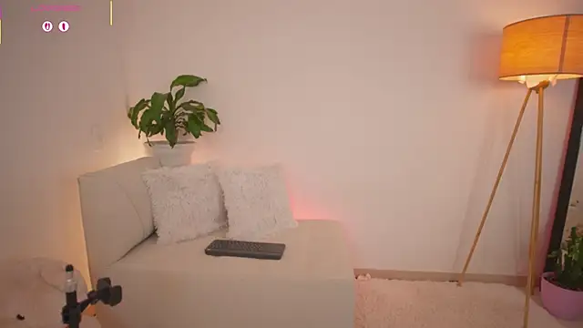 roxie_gates_ live sex cam