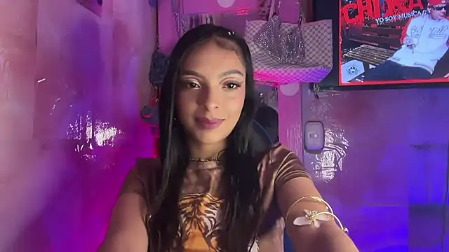 Skye_Moore webcam
