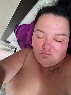 SunnyLeila2101 webcam