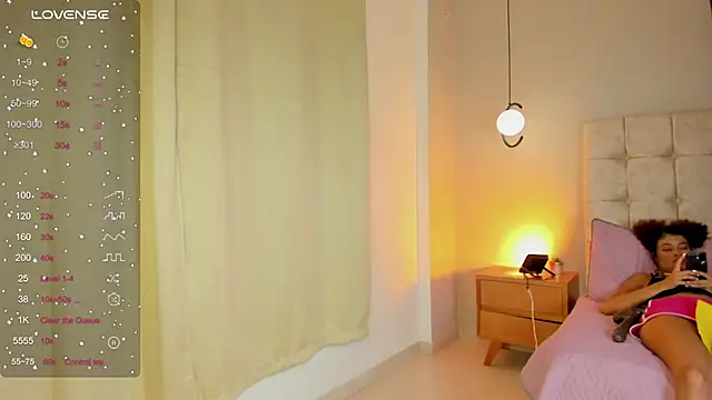 naomy9_ (F young) - dance naked