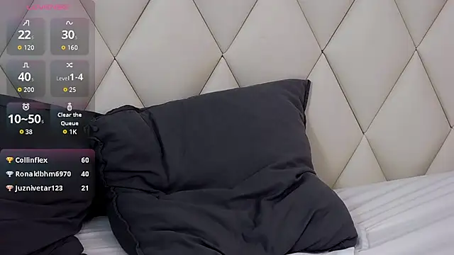 GinaBear webcam