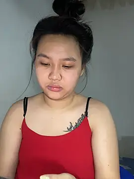 Almira6868 webcam