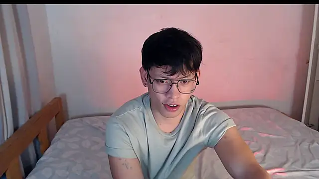 pinkcock_froi2305 webcam