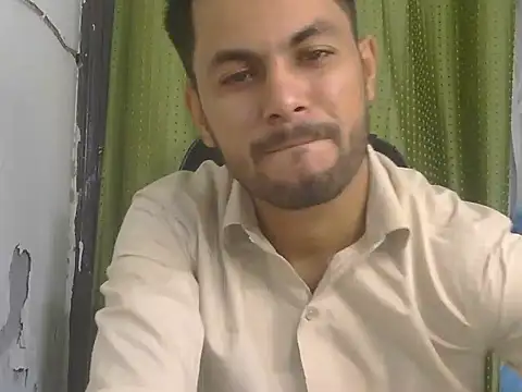 Stubborndesiboy webcam