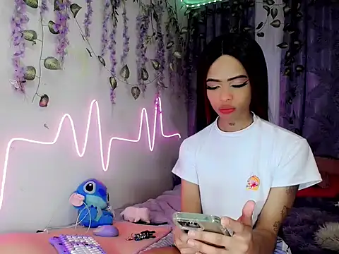 DahliaGill webcam