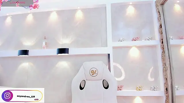 juliana_smithh webcam