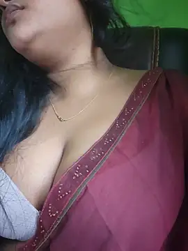 Aruna-1 live cam on StripChat