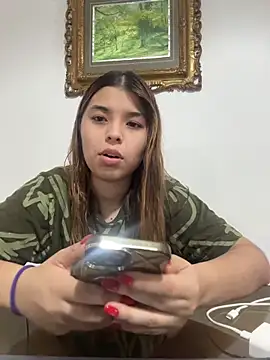 baddieasiantv live cam on StripChat