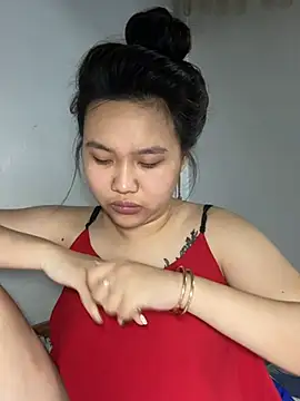 Almira6868 webcam