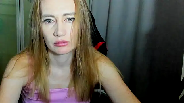 JessFoxxx live cam on StripChat