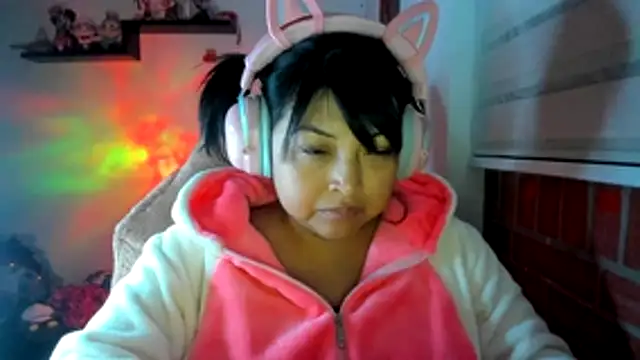 Shaddycute_ webcam