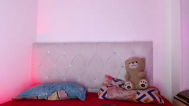 Angel_foxc13 webcam
