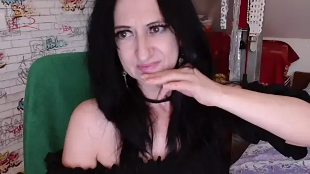 DebraMilf webcam
