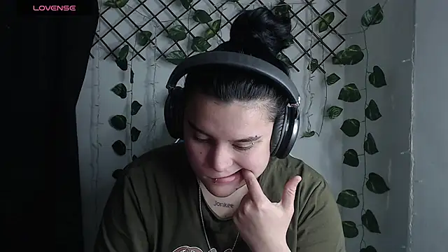 Nika_1_ webcam