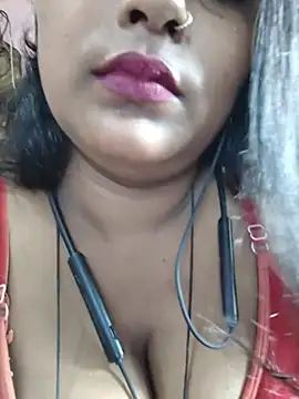Jasmine_Januja webcam