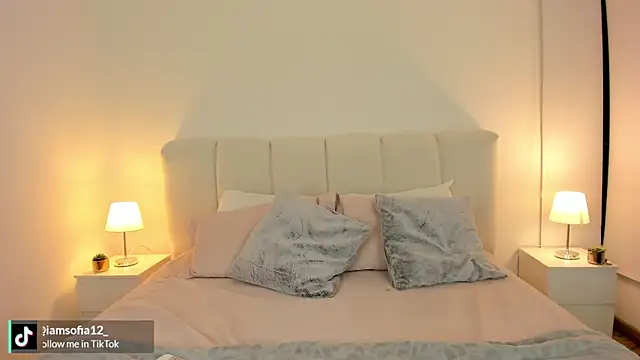 miss_sofyy webcam