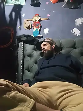 hairy_mannn webcam