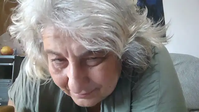 ExquisiteMature webcam