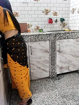 Shalu_G webcam
