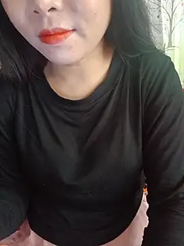 AvaRoyale webcam