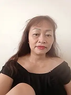 Baby-ladyboobs2026 webcam