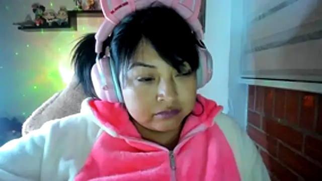 Shaddycute_ webcam
