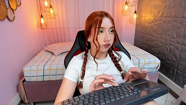 Magic_amberr webcam